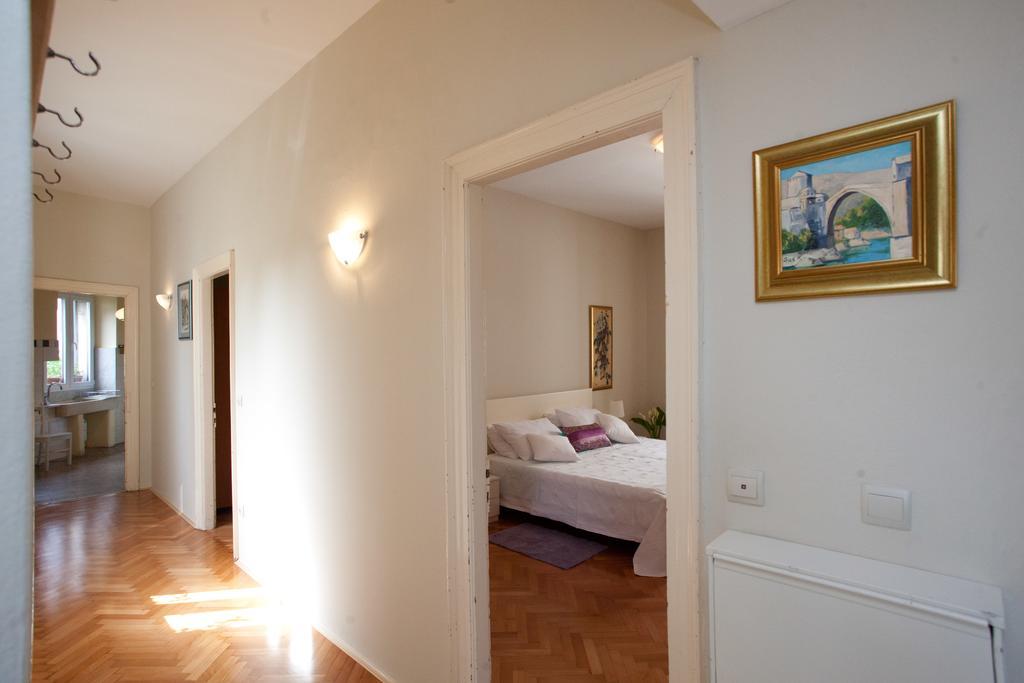 Gianina Apartament *